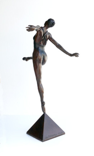 EN POINTE by richards poey
